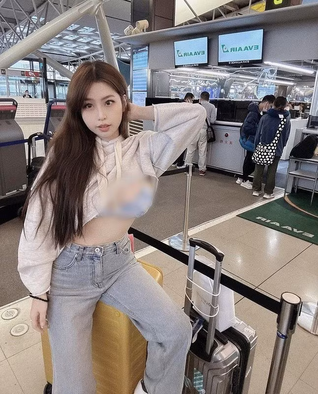 Mỗi bức ảnh của hot girl này nhận được hàng chục ngàn, hàng trăm ngàn lượt yêu thích, chia sẻ.