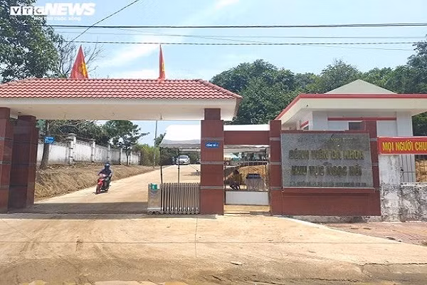 Vụ thai nhi tử vong tại bệnh viện: Giám đốc sở Y tế Kon Tum nói gì? Vu thai nhi tu vong tai benh vien: Giam doc so Y te Kon Tum noi gi?