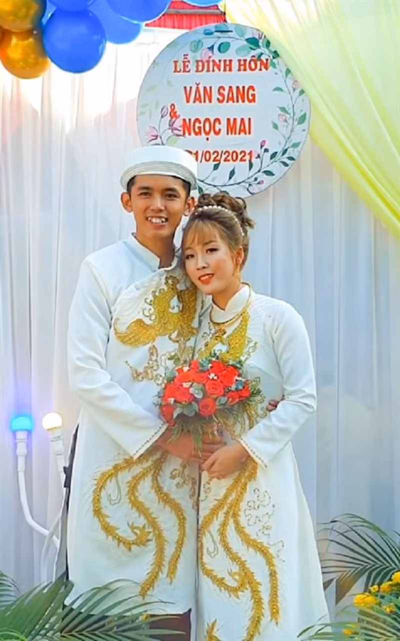 “Quả ngọt” của 2 vợ chồng nhà chủ kênh Youtube Sang Vlog đã chào đời khỏe mạnh và kháu khỉnh nhận về sự quan tâm lớn của đông đảo cư dân mạng.