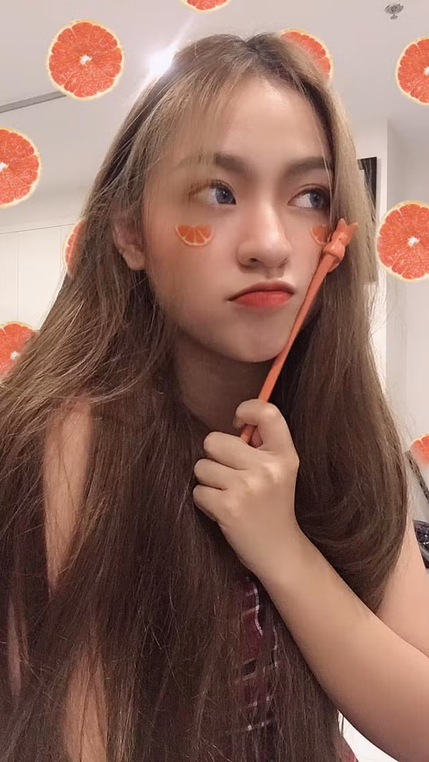 Sau khi dình tin đồn lộ clip nóng, hình ảnh của Thanh Tâm góp mặt trên nhiều diễn đàn và được mọi người quan tâm.