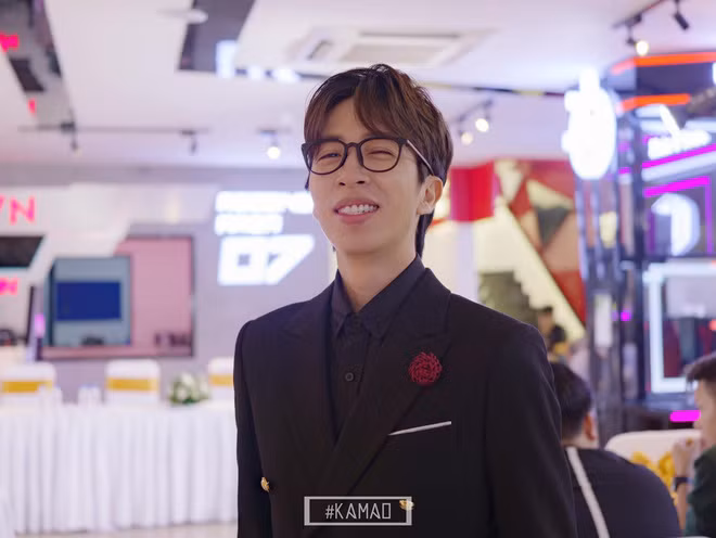 Thanh tich hoc tap dan hot streamer Viet: Ke du hoc, nguoi diem cao