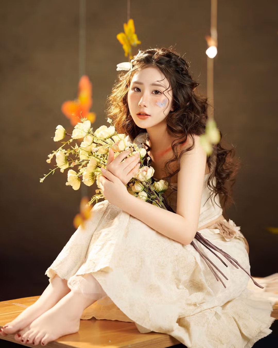 Nhiều người cho rằng phải chăng Tiểu Hý đã thẩm mỹ để làm mới bản thân? Tuy nhiên cô nhanh chóng lên tiếng phủ nhận.