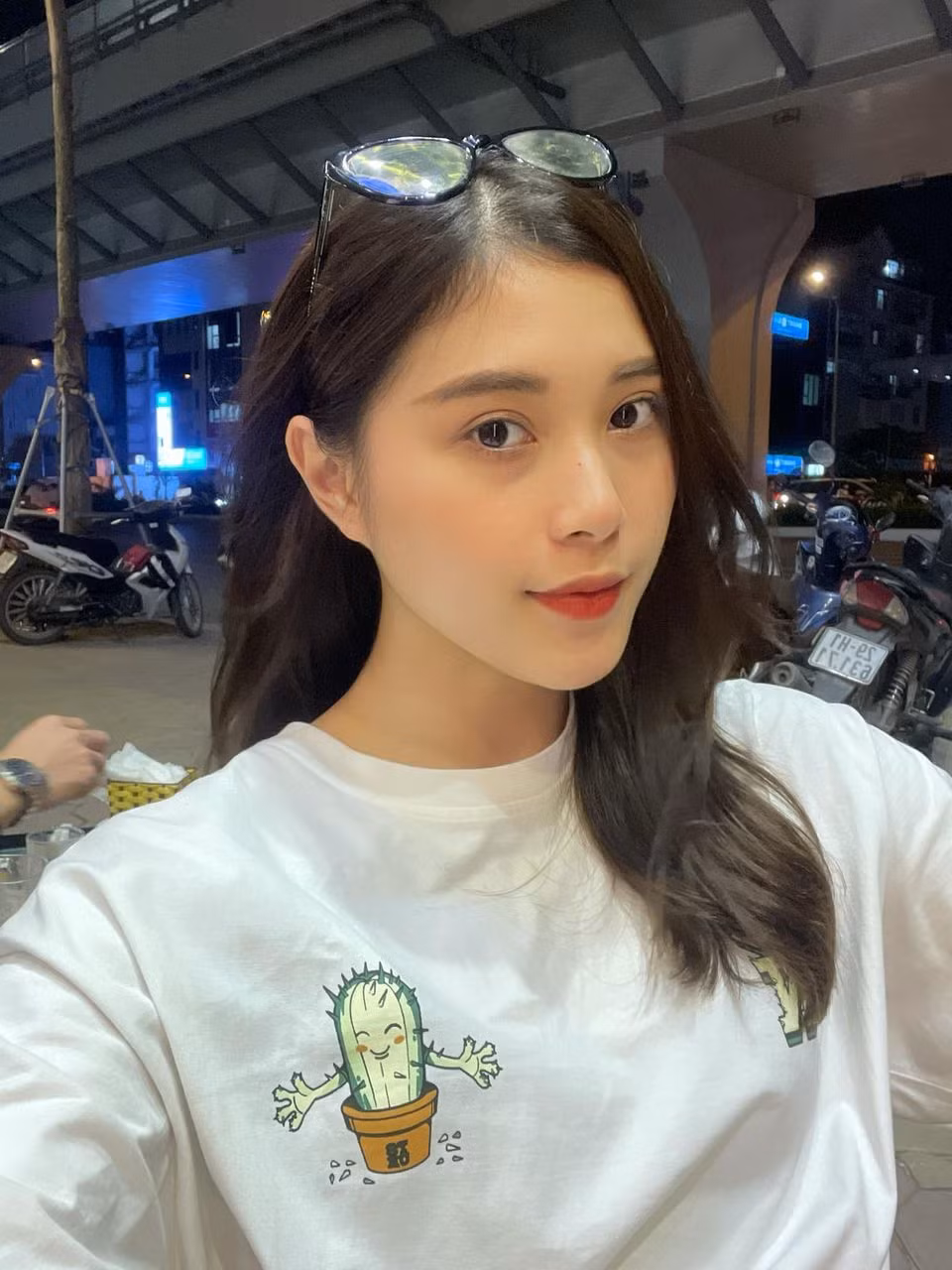 Với quyết định giải nghệ của mình, Thu Huyền cho biết mình muốn được "khám phá thế giới bên ngoài".