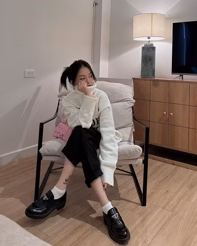 Chưa hết, Linh Ngọc Đàm còn úp mở chuyện "thay máu" đội ngũ làm việc khiến nhiều người không khỏi tò mò.