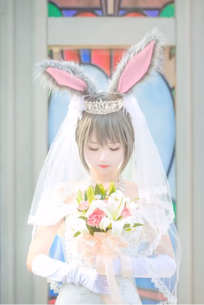 3 nhân vật Disney nổi trội được Tiểu Nhu chọn cosplay, gây bão trên mạng xã hội chính là "công chúa tóc mây" Rapunzel, nàng tiên cá Ariel và cô công chúa Anna từ Frozen.