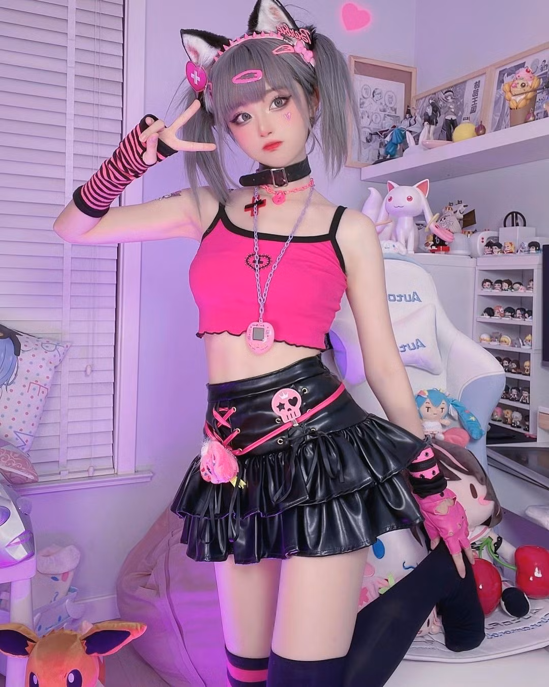 Cùng ngắm thêm những hình ảnh cosplay siêu giống thật của Tiểu Nhu - nữ TikToker khiến dân mạng điên đảo thời gian qua.