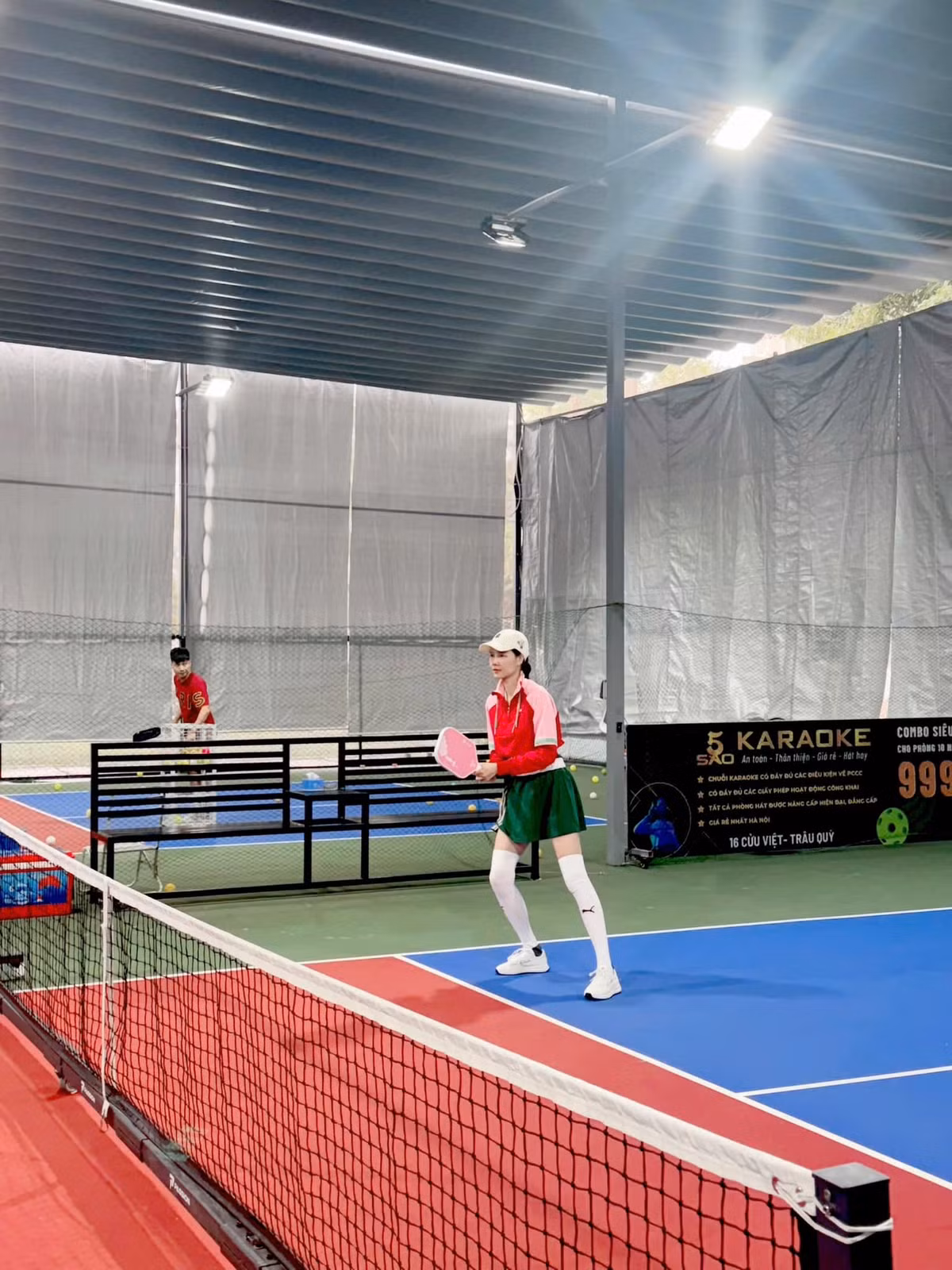 Kỳ Hân và Mạc Hồng Quân đều say mê với pickleball, cứ có thời gian rảnh là cả hai lên đồ ra sân “phẩy vợt”.