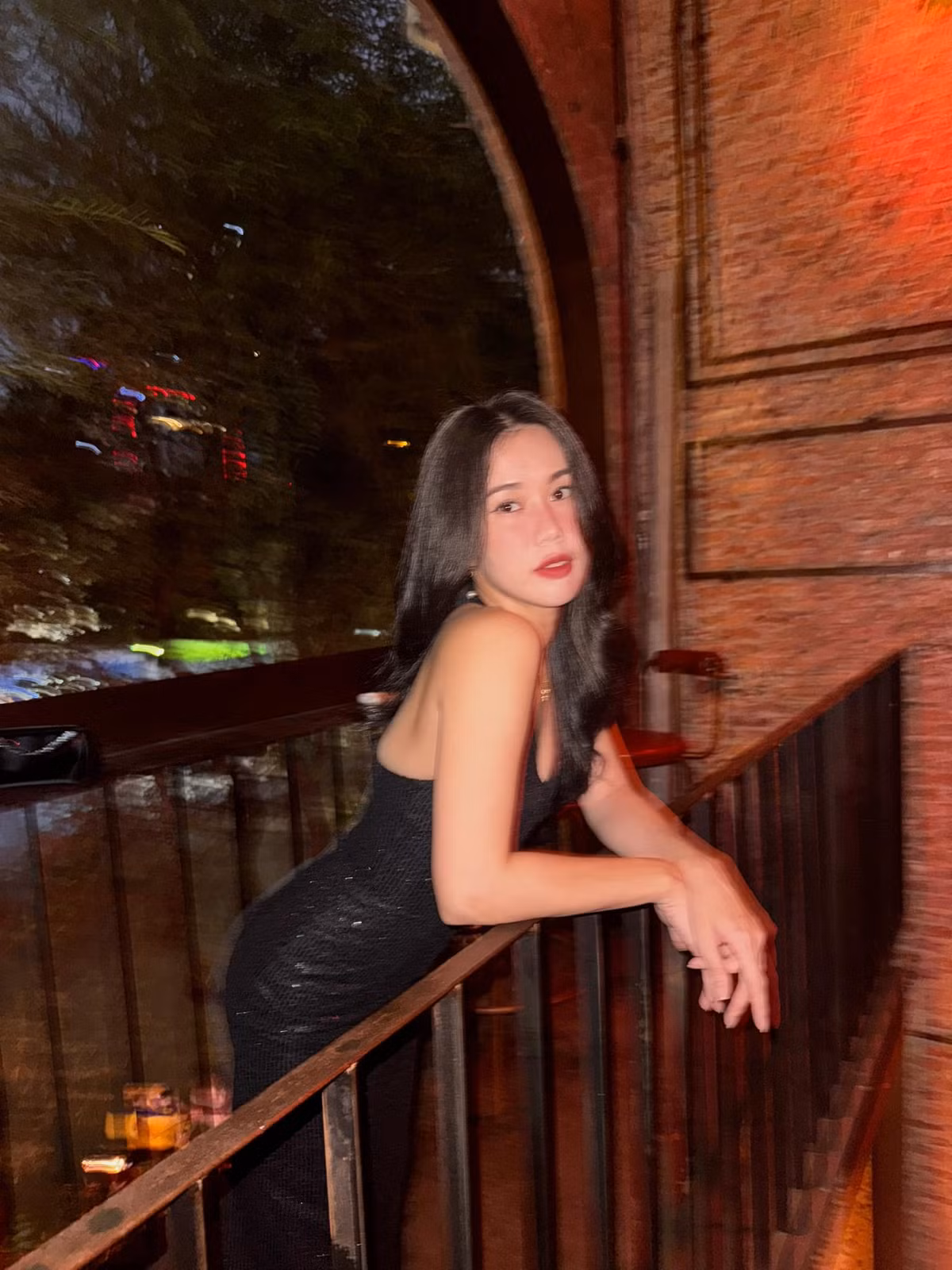 Có một thời gian, tên tuổi của Ngọc Thảo từng viral rộng rãi với series hài gây sốt MXH “Thích Ăn Phở”, tham gia cùng Phở Đặc Biệt.