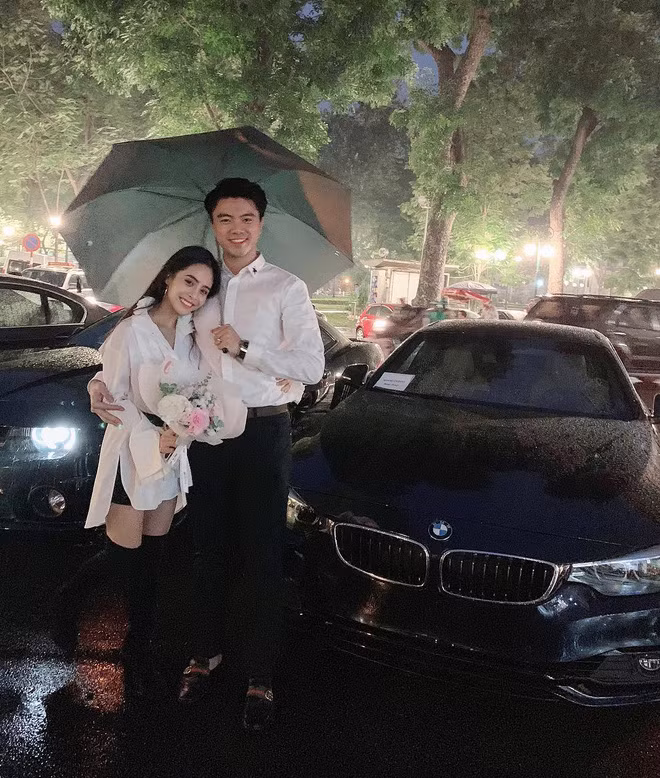 Ca nương Kiều Anh là hậu duệ đời thứ 7 trong một gia đình có truyền thống lâu đời về ca trù, từng thu hút sự chú ý của giới chuyên môn lẫn khán giả vì giọng hát cũng như con đường đặc biệt.