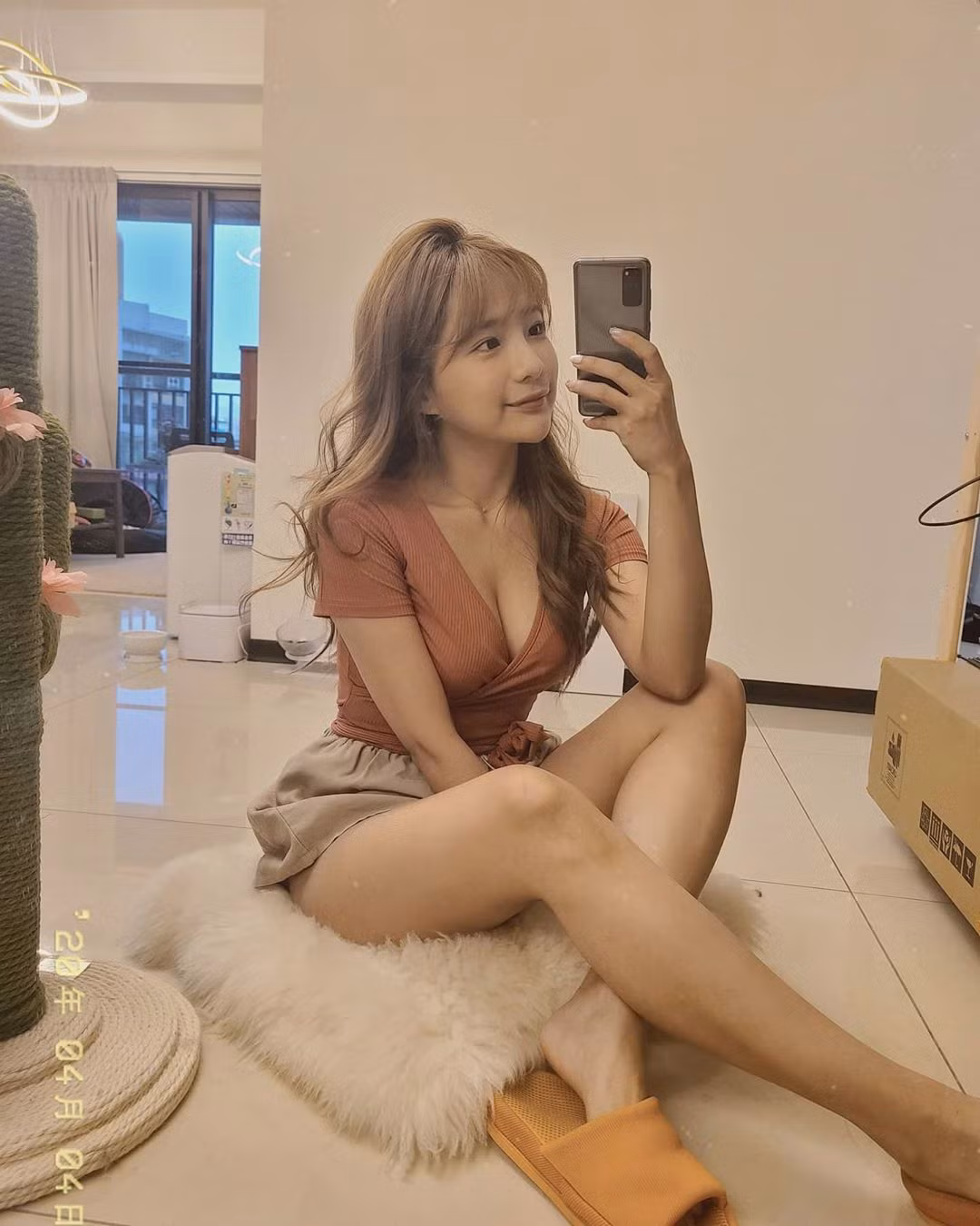 Tuy nhiên, chắc chắn phải có một yêu cầu là "âu yếm" tôi ít nhất 4 ngày trong một tuần. Không cần phải làm điều này quá nhiều trong ngày, nhưng ít nhất phải là 4 ngày/tuần nhé". Berry chia sẻ thêm.