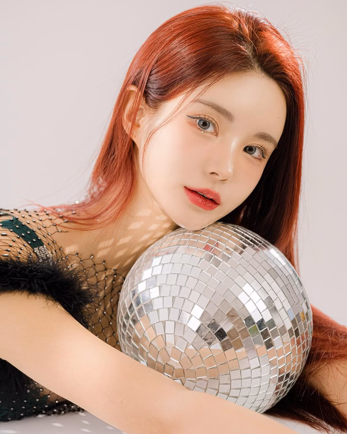 Tại phiên tòa, nữ DJ xứ Hàn cũng bày tỏ sự hối hận: "Tôi không thể từ chối rượu được mời trong bữa tiệc nên đã uống quá mức cho phép và thực hiện hành động vô trách nhiệm. Tôi đã suy ngẫm về nỗi đau mà mình gây ra cho nạn nhân".