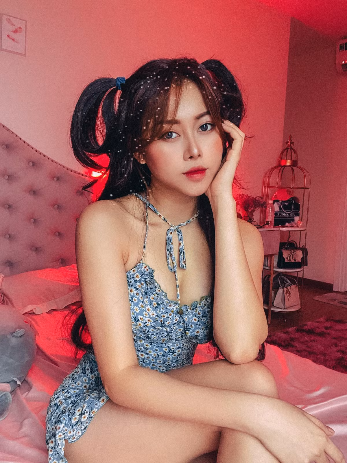 Bên cạnh sự nghiệp khá thành công, Phương Thoa còn khiến nhiều người phải ngưỡng mộ vì có một tình yêu đẹp.