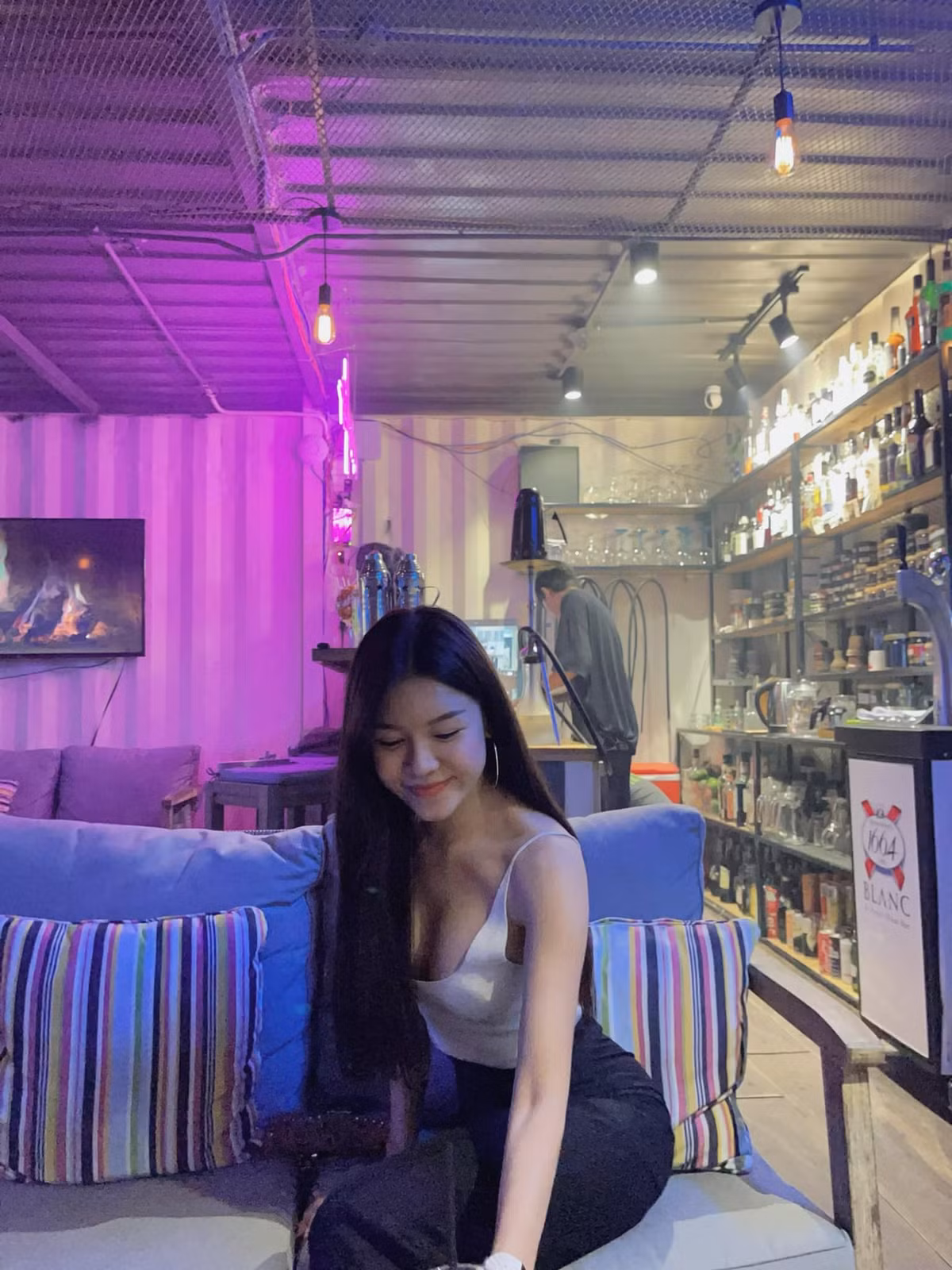 Sở hữu vóc dáng nóng bỏng Yến Xuân không ít lần gặp thị phi hay những lời lẽ khiếm nhã từ những người dùng mạng.