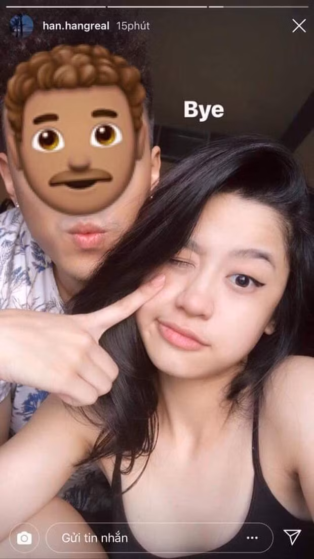 Hàn Hằng cũng từng bị chỉ trích khi bị đồn đoán là người thứ ba chen vào mối quan hệ của hot vlogger Huyme và bạn gái Trúc Anh. Sau loạt ảnh dùng cơm ở nhà "bạn trai tin đồn", cô nàng tiếp tục gây xôn xao khi để lộ hình ảnh đoạn chat khoe với bạn là đang "tụ tập" với Trang Lou.