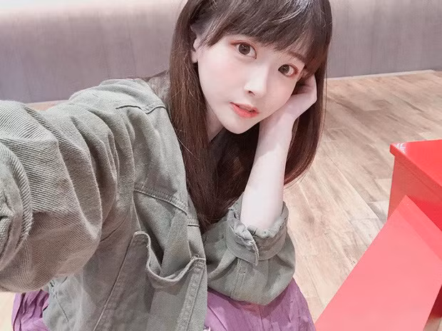 Mới đây, trên sóng livestream Weiwei cũng chia sẻ mẫu người yêu tiêu chuẩn của mình.