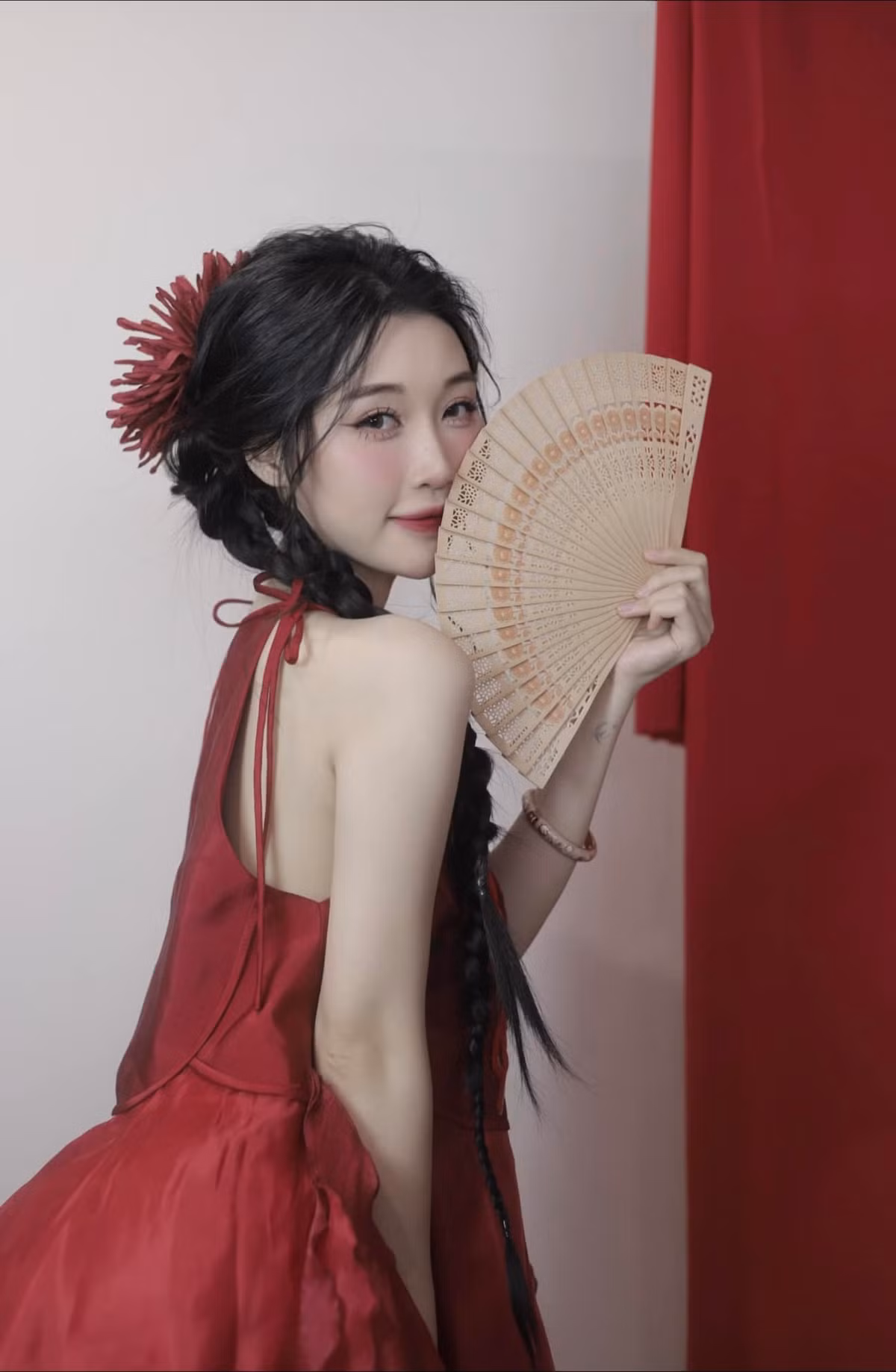 Một số ý kiến đã lên tiếng chỉ trích những hành động không tôn trọng quyền riêng tư của người khác.