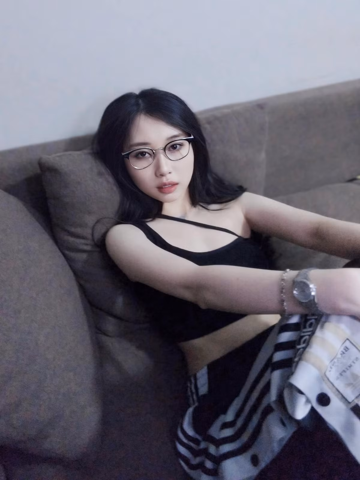 Mặc dù đã chia tay từ lâu, nhưng những bức ảnh và khoảnh khắc trước đây giữa nữ streamer có tên Chubby và người yêu cũ S vẫn bị lôi ra "hâm nóng" trong mỗi buổi stream.