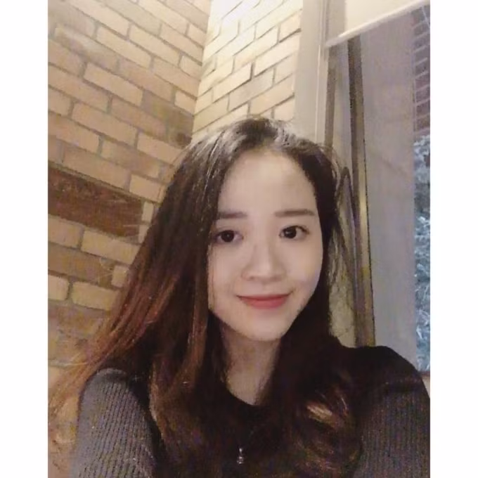 Trong khi đó Nhuệ Giang cũng chuyển tài khoản về chế độ riêng tư. Điều này khiến cho cặp đôi từng vướng nghi vấn "toang" nhưng rốt cuộc vẫn hạnh phúc bên nhau sau tất cả sóng gió.