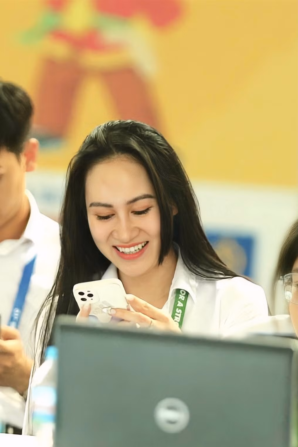 Ngoài môn đấu kiếm, Minh Hằng cũng rất thích chụp ảnh.