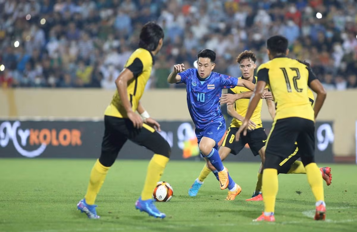 Chiec the do lam U23 Thai Lan om han ngay ra quan SEA Games 31
