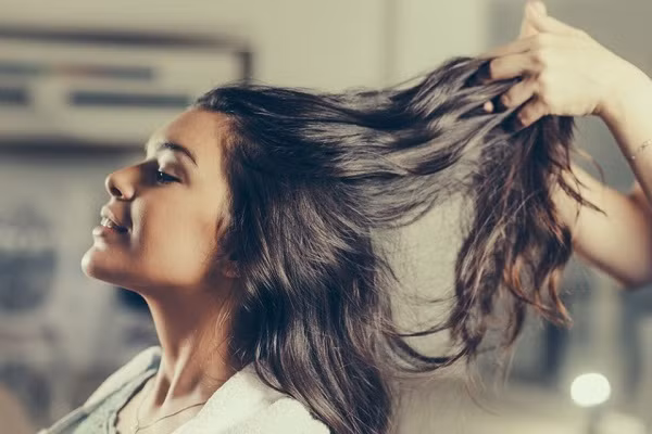 Những cách đơn giản giúp mái tóc dài nhanh siêu tốc Nhung cach don gian giup mai toc dai nhanh sieu toc