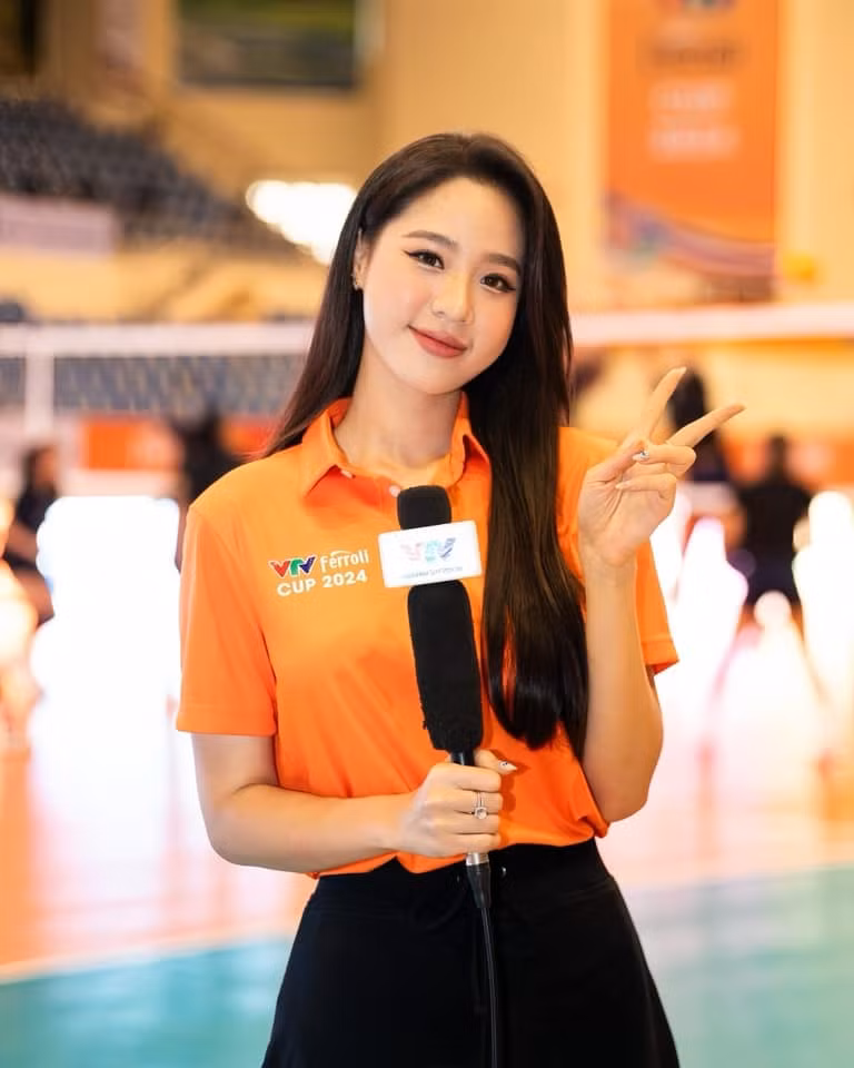 Ngoài đời thường, Bảo Châu duy trì hình tượng quyến rũ ở tuổi đôi mươi.