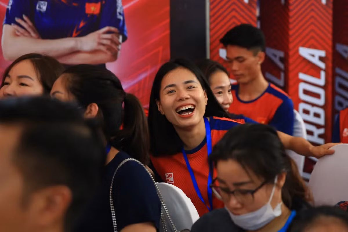 Bộ sưu tập trang phục của đoàn thể thao Việt Nam năm 2023 mang thông điệp "Play like a Champion'' thể hiện sự thấu hiểu đối với những khó khăn và các nỗ lực của các VĐV.