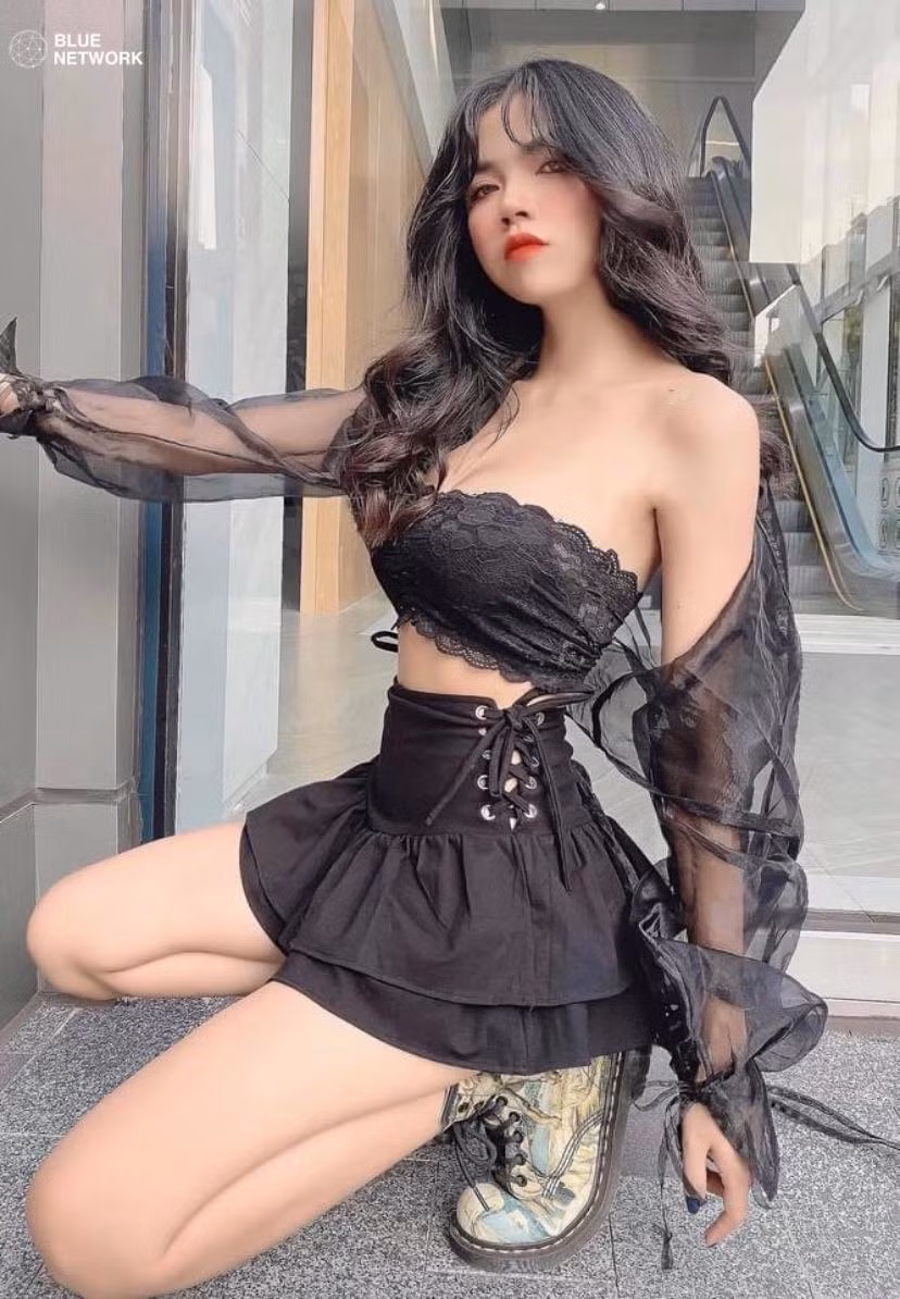Mai Dora từng công bố số tiền cô sẽ nhận được là 250 triệu/đêm nếu đồng ý gặp mặt thân mật.