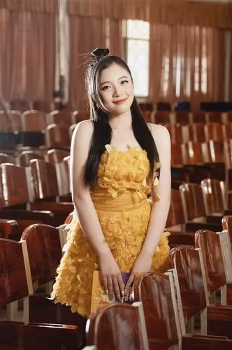 "May mắn mình đã giành giải nhất và nhận ra rằng không gì là không thể, từ một người bị nhận xét không có kỹ năng, chẳng có gì ngoài ngoại hình, đứng cuối lớp... mình vượt qua chính mình và giành được giải thưởng", cô tiết lộ.