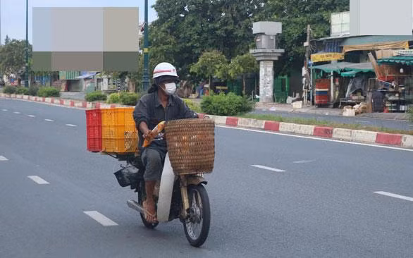Cụ thể, anh Lâm Ống Húc tiết lộ: “Con buôn bán vì đam mê, chứ lời lãi gì tầm này? Nhà con bán vàng mà!".