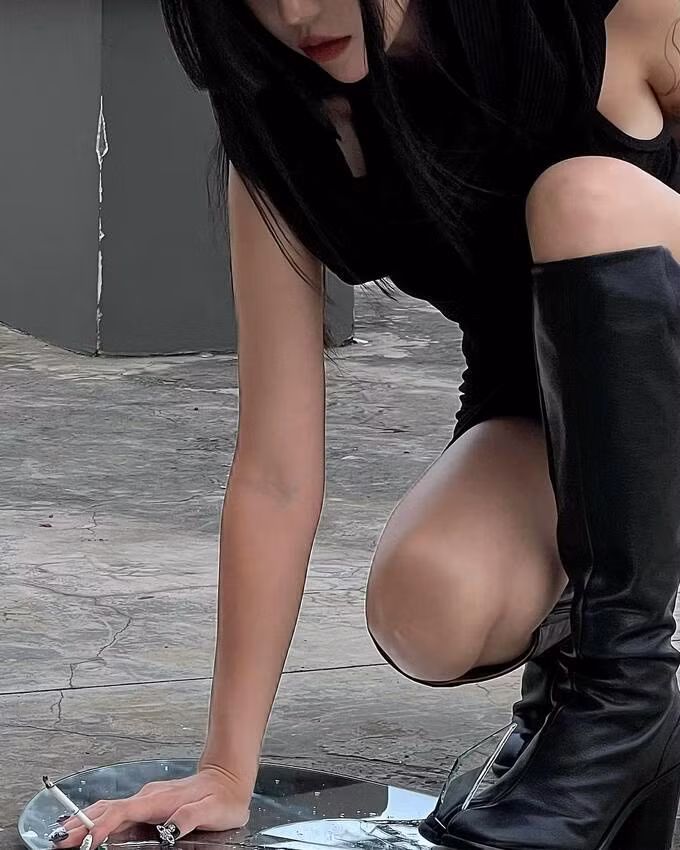 Chang can ho hang, Linh Ngoc Dam ngay ra dang fashionista phong cach 
