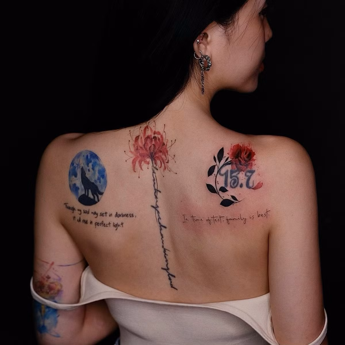 Ngay lập tức, Linh Ngọc Đàm đã cho lời khuyên luôn và ngay. Cô viết: "Cầu cứu gia đình và người thân ngay em nhé. Đừng tự giải quyết mọi chuyện một mình. Thời đại này vẫn còn những ca như thế khó hiểu thật sự...