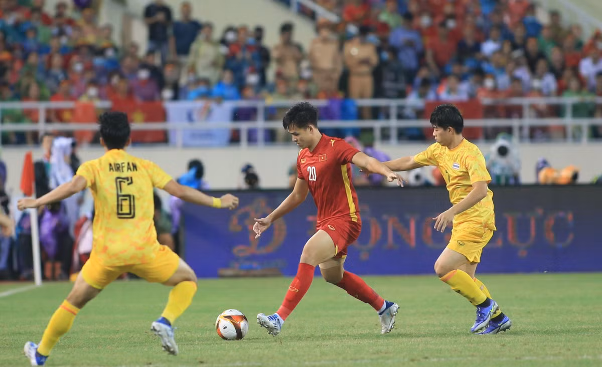 Thang dai kinh dich Thai Lan, U23 Viet Nam bao ve ngoi vuong-Hinh-9