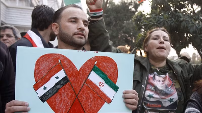 Mặc dù hiện tại, Nga đã đóng một vai trò lớn hơn trong tình hình ở Syria, nhưng chính Iran mới là đồng minh quan trọng nhất đã giúp Syria vượt qua giai đoạn khó khăn nhất; và không quá khi nói rằng, Iran là là nước hỗ trợ lớn nhất đối với Syria; nếu không có Iran, chính quyền của al-Assad đã sụp đổ, trước khi Nga ra tay giúp đỡ.