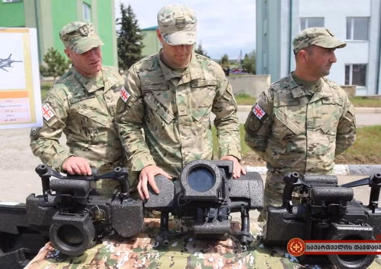 Tên lửa chống tăng Javelin trong biên chế quân đội Georgia. Ảnh: Bộ Quốc phòng Georgia.