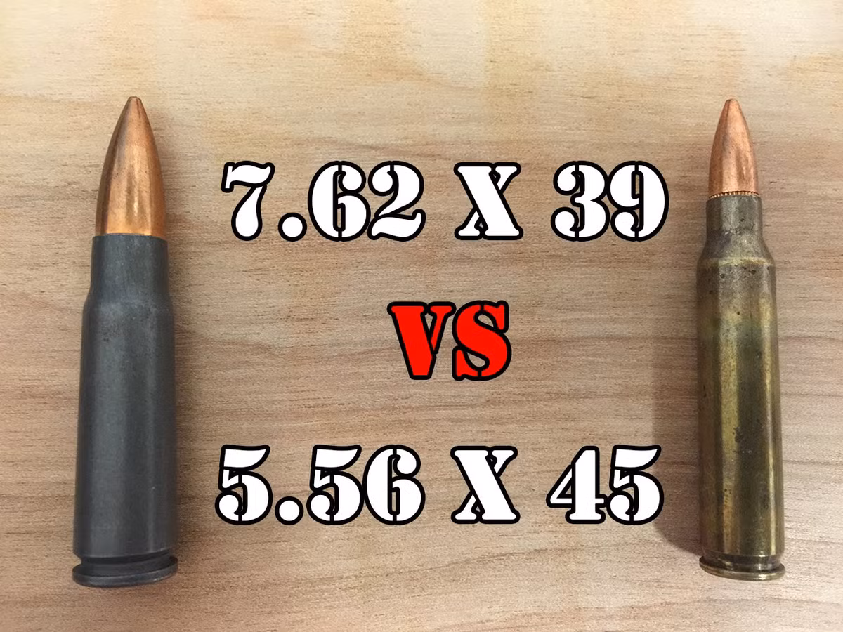 Tuy nhiên, động năng của đạn 7,62x39mm trên AK-47 lại lớn hơn so với đạn AR-15. Cụ thể, động năng tịnh tiến của viên đạn AR-15 vào khoảng 1764 J trong khi đó động năng của viên đạn AK-47 khi bay lên tới 1991 J. Điều này đồng nghĩa với việc, viên đạn AK-47 sẽ có sức phá mạnh hơn dù xuyên không sâu bằng đạn 5,56x45mm Nguồn ảnh: Connect.