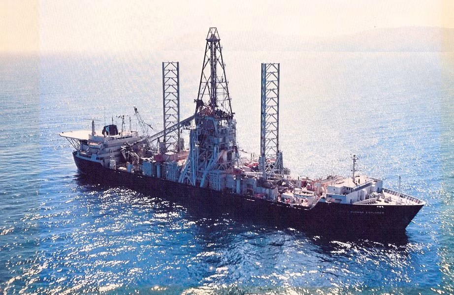 William Colby, giám đốc CIA vào thời điểm đó, còn tự tin cho rằng chiến dịch sẽ được sử sách ghi lại là thắng lợi tình báo lớn nhất lịch sử.