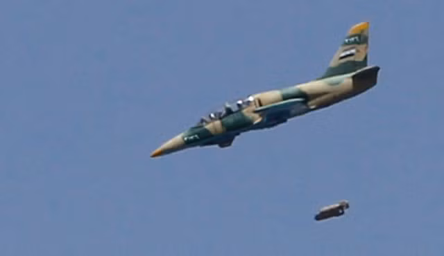 Hay'at Tahrir Al-Sham và Đảng Hồi giáo Turkestan là những nhóm khủng bố kiểm soát các khu vực này, cùng với các tay súng thuộc nhóm khác như Ansar al-Tawhid, Sư đoàn Turkmen và Sói xám Thổ Nhĩ Kỳ.