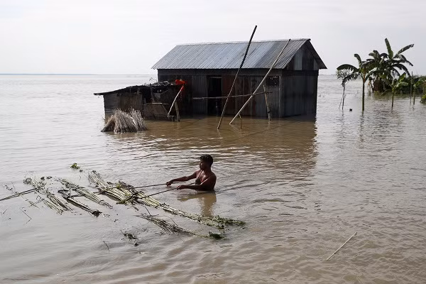 Gần 3 triệu người dân ở Bangladesh đang bị ảnh hưởng.