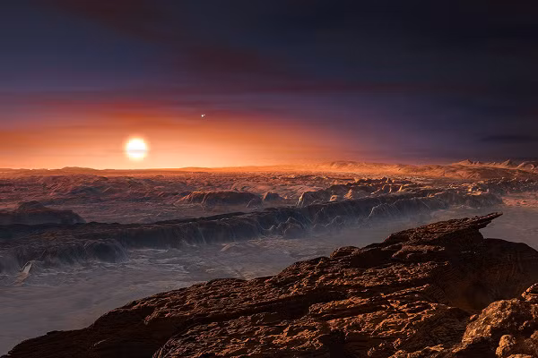 Ngoài ra, vì nằm trong hệ hành tinh 3 ngôi sao cho nên sẽ có ít nhất một hành tinh khác cũng xoay quanh Gliese 667C.