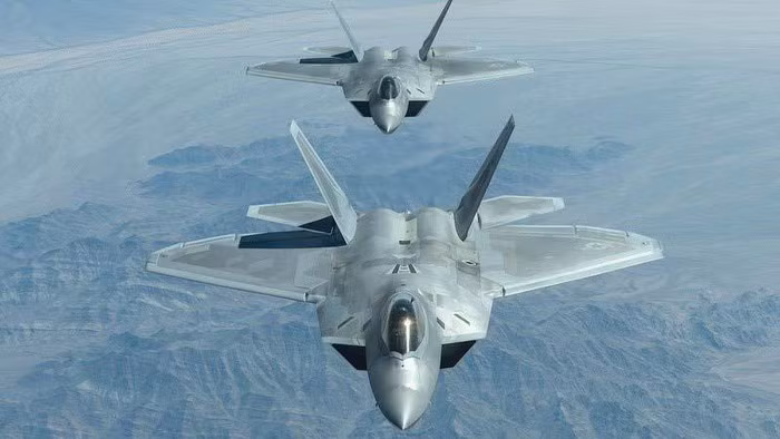 Điều này đã quyết định tương lai của F-22, biến nó thành dòng máy bay chỉ được sử dụng trong quân đội Mỹ.