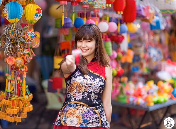 Ngoài thời gian học cô bạn hot girl có vóc dáng nhỏ nhắn này còn tham gia quảng cáo và làm mẫu ảnh.