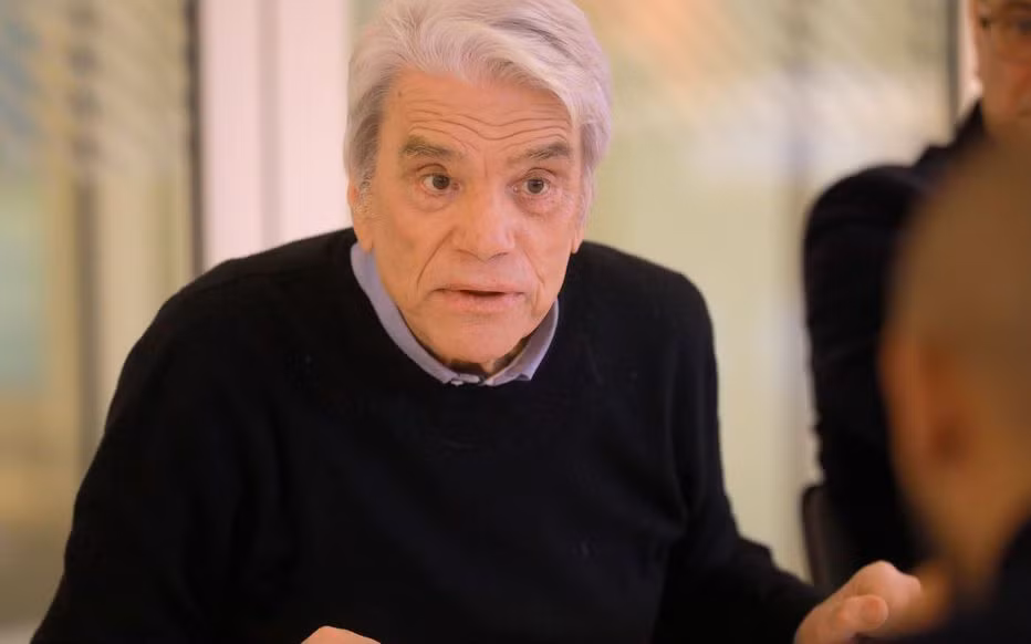 Ông Bernard Tapie cũng từng sở hữu một số tờ báo, trong đó có La Provence. Ảnh: LP.