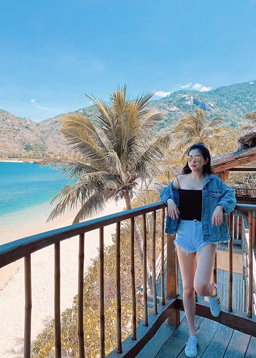Trần Hương không ít lần khẳng định đang độc thân.