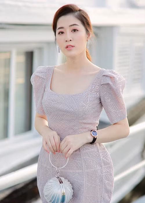 Thanh Tâm sở hữu gương mặt hao hao nữ ca sĩ Hương Tràm, hot girl Hà Min và Á hậu Huyền My.