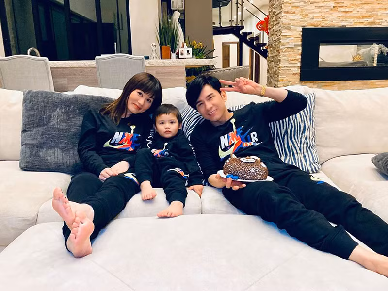 Khi đoàn tụ, Đan Trường và Thủy Tiên luôn dành hết thời gian cho gia đình.