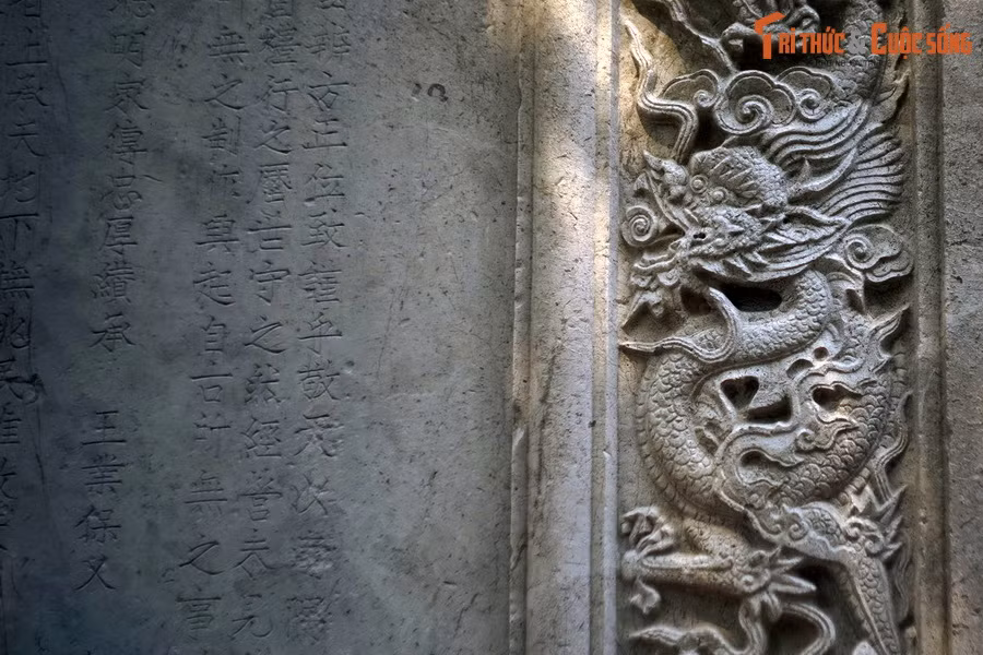“Cầu mong công trình này có được một quy chế từ xưa chưa có, làm được một việc từ xưa chưa ai làm, hẳn là phải đợi ở bậc Thánh vương có khí trượng vượt qua người thường!”.