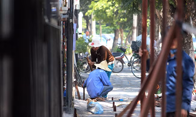 Can canh cuong che hang chuc nha hang tren duong Nguyen Khanh Toan