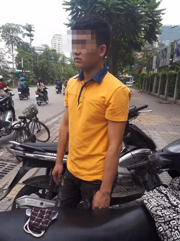 Tên cướp bị bắt giữ.