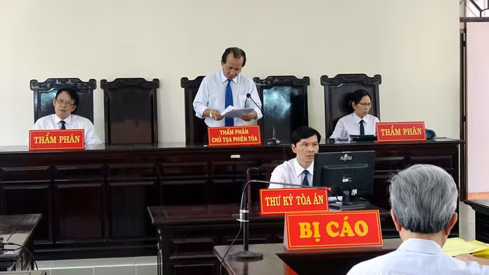 HĐXX trong phiên xử phúc thẩm vụ án - Ảnh: T.L